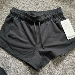 Lululemon Inner Glow HR short 3”
